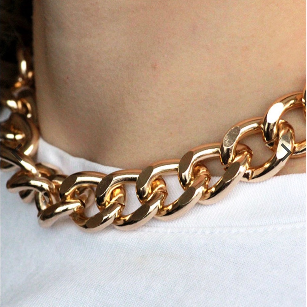 2/$15 - Gold metal thick chain necklace